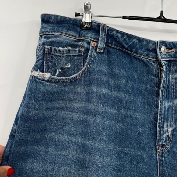 American Eagle Strigid Mom Jeans Deep Sea Blue Distressed Raw Hem 18 Short - Picture 2 of 11